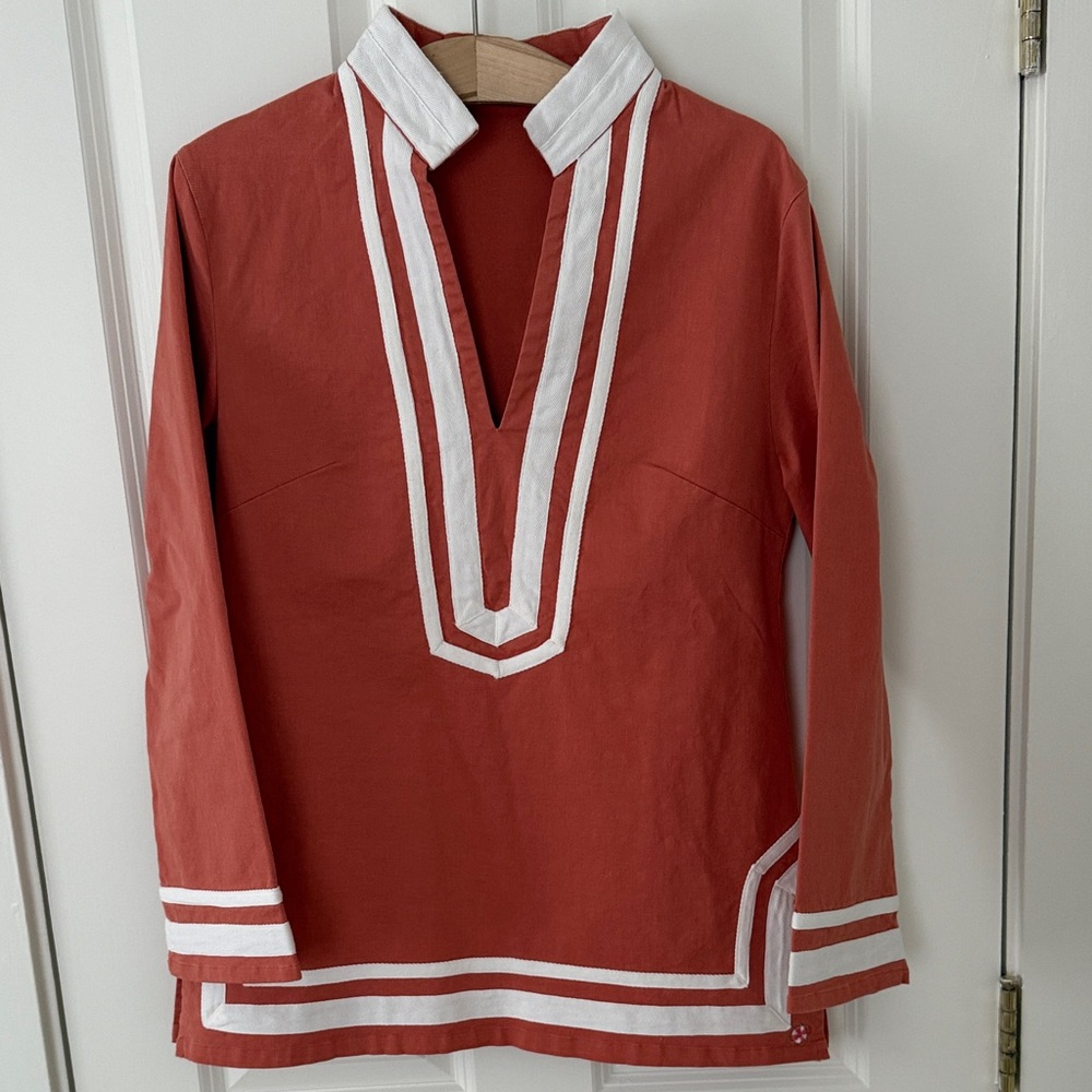 Castaway Orange and White Women's Tunic Top Size Medium LIKE NEW